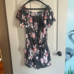 Chic Floral Off-Shoulder Romper